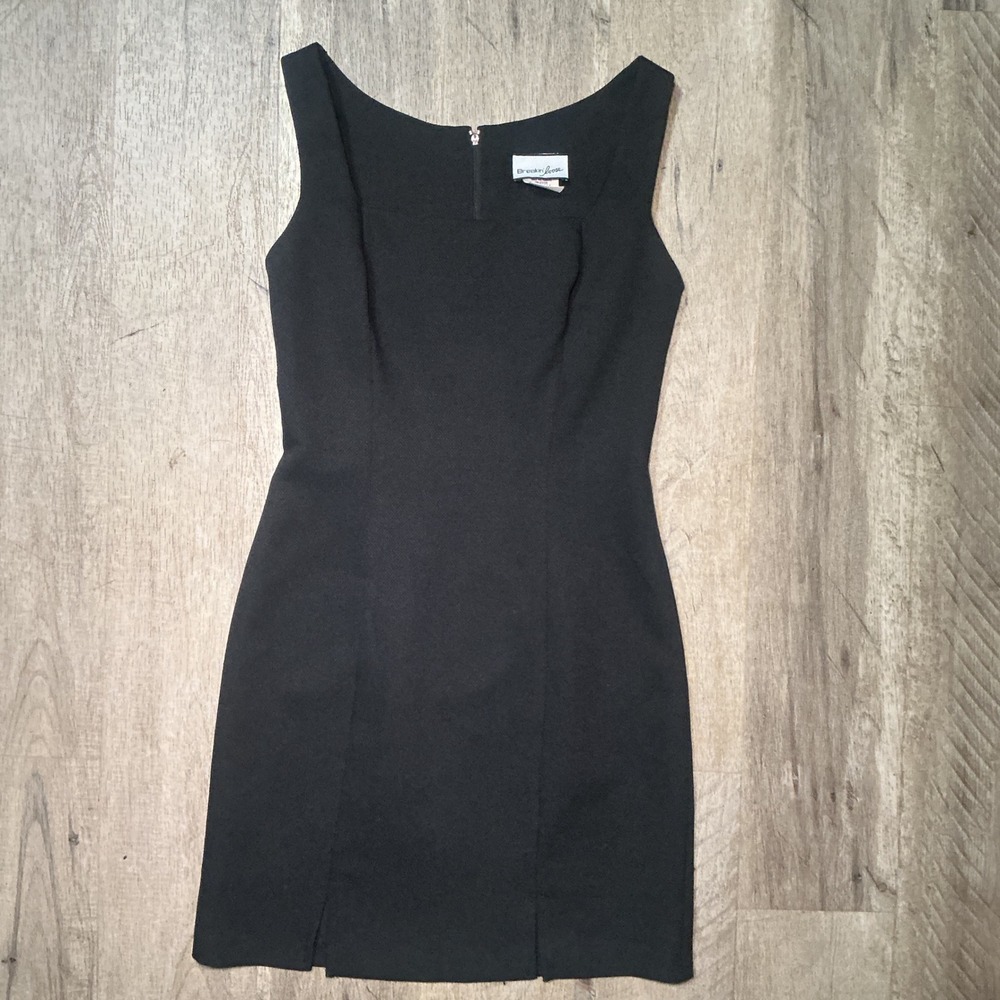 Breakin Loose Vintage 90s Black Mini Dress Square Neck Sleeveless Size 7/8 LBD